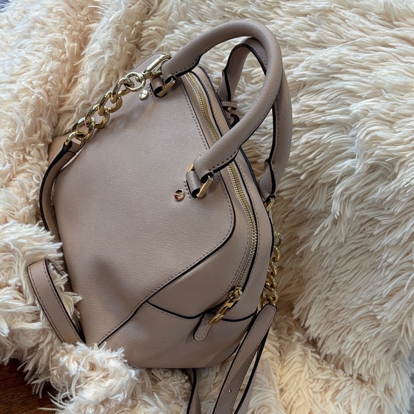 Michael Kors Pinky-Beige Leather Satchel with Gold Accents - Picture 3 of 9